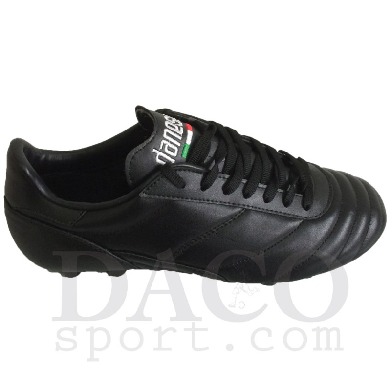 scarpe calcio per terra battuta